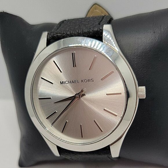 Michael Kors Runway MK3178 Women's Black Leather Analog Dial Quartz Watch AM523 - Picture 3 of 11